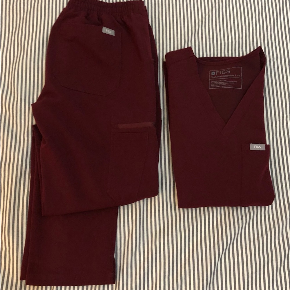 Figs Burgundy XS